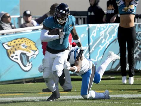 Travis Etienne scores twice, Jaguars end 4-game skid with 26-0 shutout of woeful Panthers